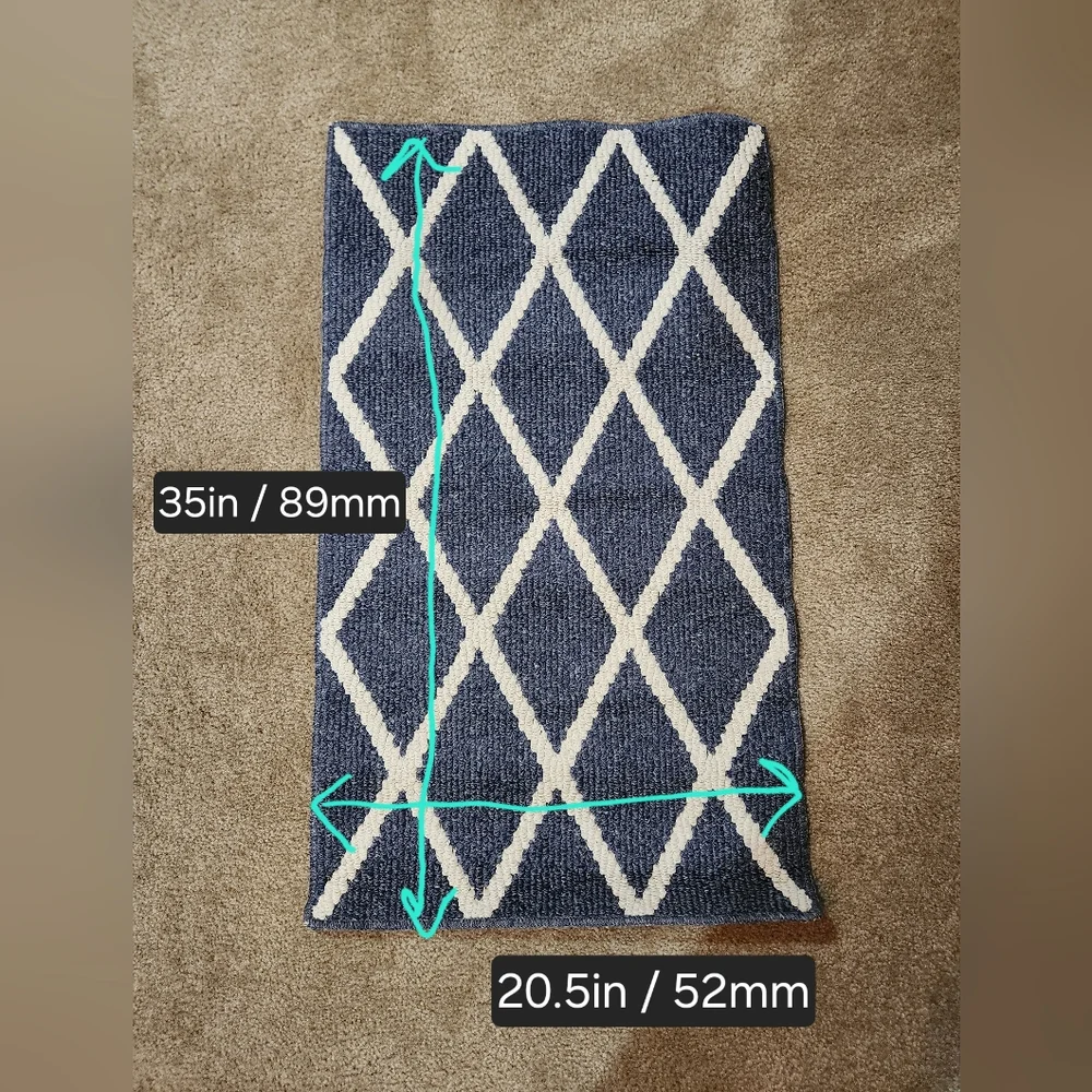 💫4 for $15💫 Blue and White Geometric Rug